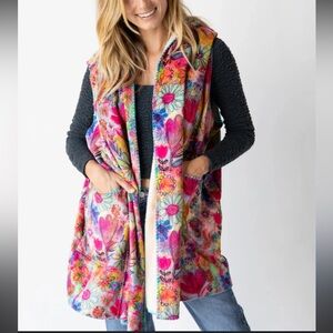 NATURAL LIFE Colorful Floral Hooded Kimono Vest